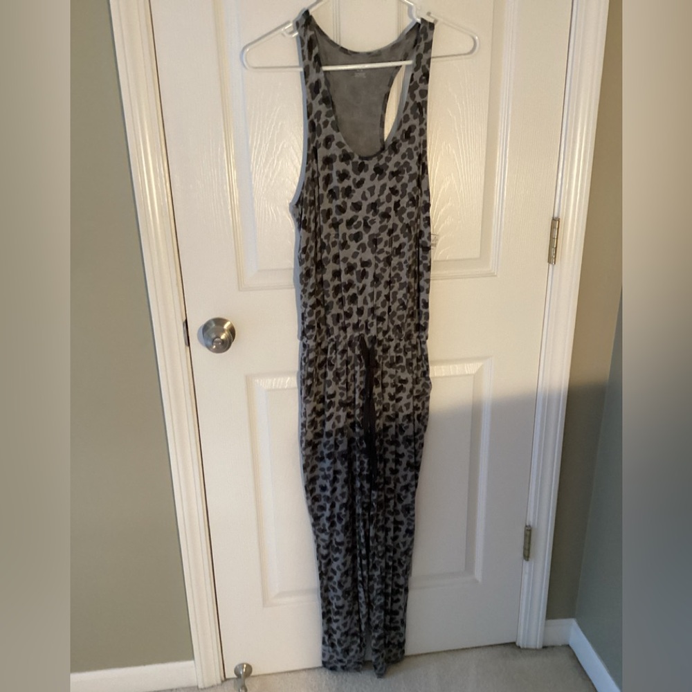 Aerie Gray and Black Jumpsuit with Relaxed Fit (FINALPRICEDROP) - Picture 2 of 5